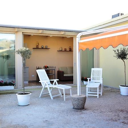אבולה Re Sole Case Vacanze - Esclusivo Attico M A R T E Con Spaziosissima Terrazza Solarium Attrezzata מראה חיצוני תמונה